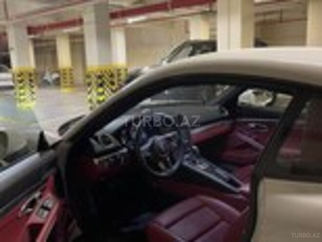 Porsche  2022, 10,400 km - 2.0 л - Bakı