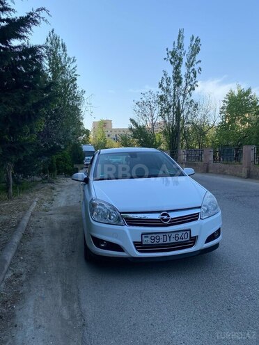 Opel Astra 2008, 232,000 km - 1.4 l - Bakı