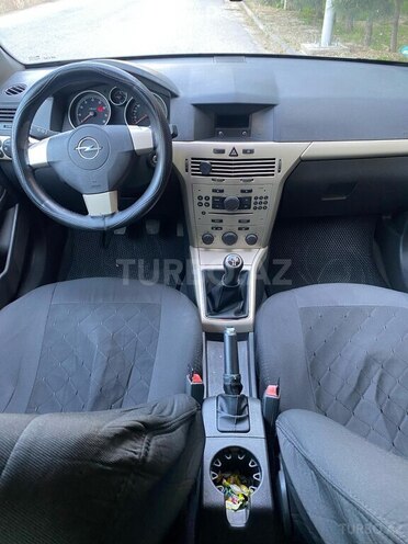 Opel Astra 2008, 232,000 km - 1.4 l - Bakı