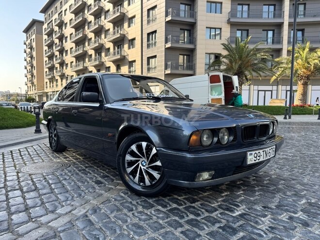 BMW 520-15
