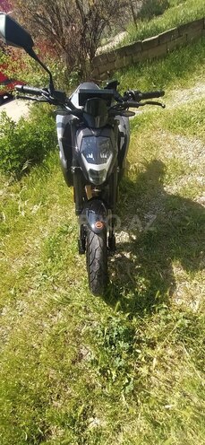 CFMOTO 300 NK-3