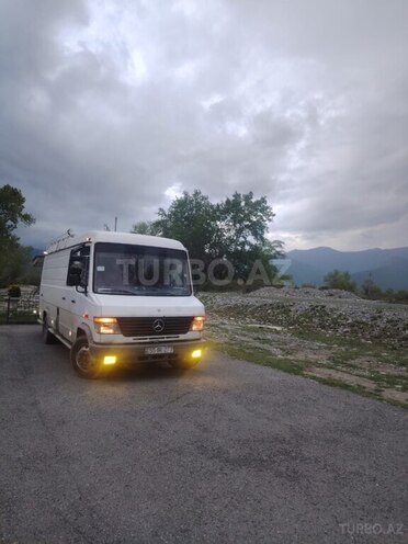 Mercedes Vario 2000, 241,000 km - 4.3 l - Şəki