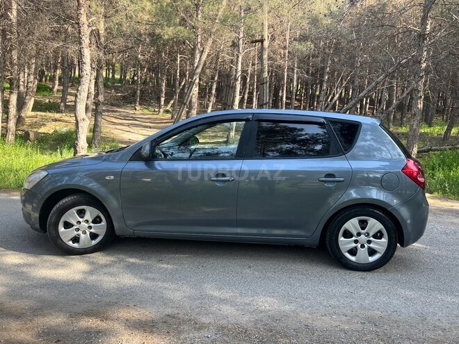 Kia Ceed 2007, 230,000 km - 1.6 л - Bakı