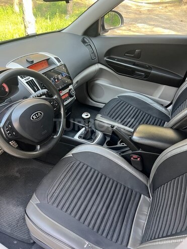 Kia Ceed 2007, 230,000 km - 1.6 л - Bakı