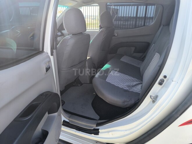 Mitsubishi L200 2011, 220,000 km - 2.5 l - Bakı
