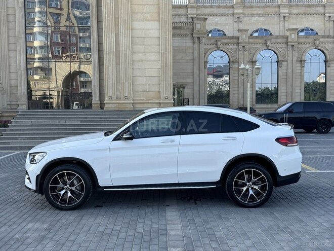 Mercedes GLC 300 e 4MATIC+ Coupe 2023, 13,000 km - 2.0 л - Bakı