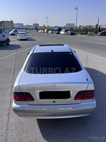 Mercedes E 220 d 2000, 573,500 km - 2.2 l - Bakı