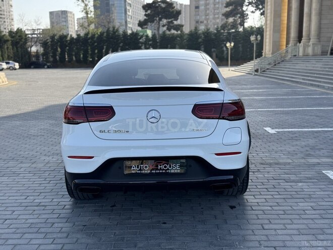 Mercedes GLC 300 e 4MATIC+ Coupe 2023, 13,000 km - 2.0 л - Bakı