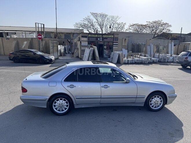 Mercedes E 220 d 2000, 573,500 km - 2.2 l - Bakı