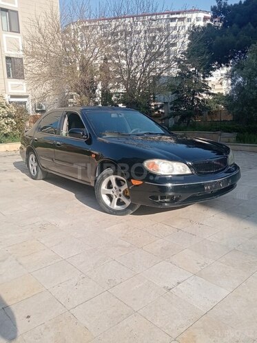 Nissan Maxima-1