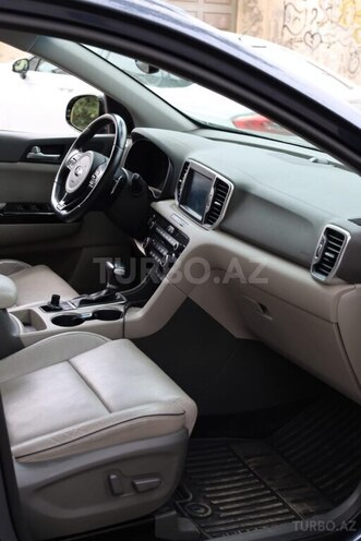 Kia Sportage 2017, 105,219 km - 2.0 л - Bakı