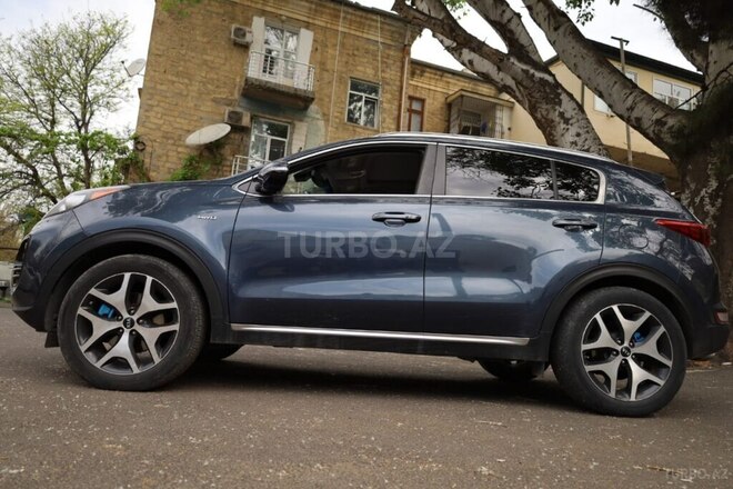 Kia Sportage 2017, 105,219 km - 2.0 л - Bakı