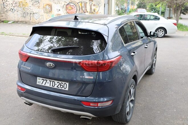 Kia Sportage 2017, 105,219 km - 2.0 л - Bakı