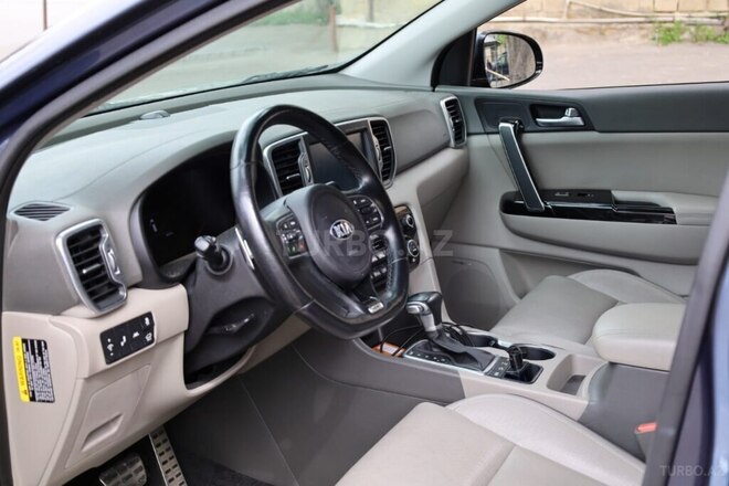 Kia Sportage 2017, 105,219 km - 2.0 л - Bakı