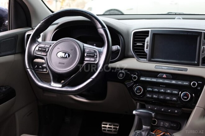 Kia Sportage 2017, 105,219 km - 2.0 л - Bakı