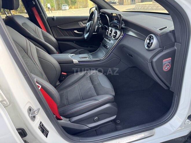 Mercedes GLC 300 e 4MATIC+ Coupe 2023, 13,000 km - 2.0 л - Bakı