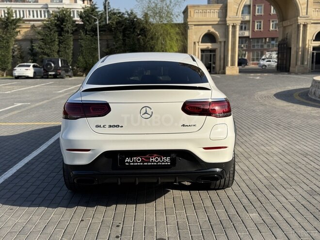 Mercedes GLC 300 e 4MATIC+ Coupe 2023, 13,000 km - 2.0 л - Bakı