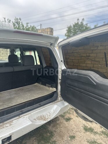 Mitsubishi Pajero io 1999, 300,000 km - 1.8 l - Şəmkir