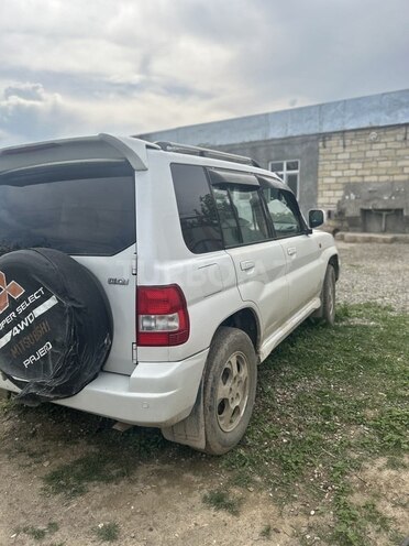 Mitsubishi Pajero io 1999, 300,000 km - 1.8 l - Şəmkir
