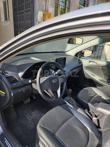 Hyundai Accent 2015, 110,000 km - 1.6 л - Gəncə