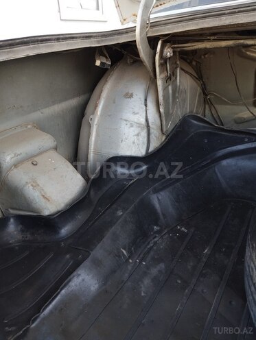 GAZ 3110 2004, 180,000 km - 2.4 l - Xudat
