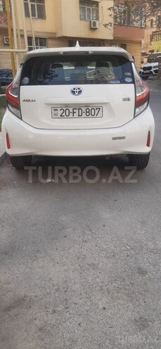 Toyota Aqua 2017, 173,000 km - 1.5 l - Bakı