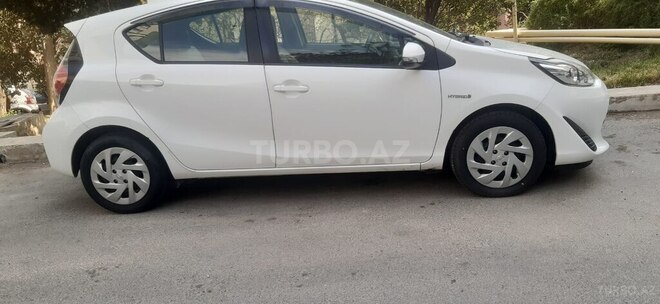 Toyota Aqua 2017, 173,000 km - 1.5 l - Bakı