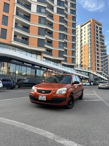 Kia Rio 2005, 330,000 km - 1.5 l - Bakı