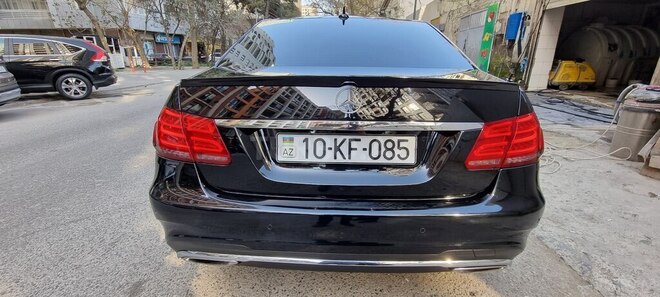 Mercedes E 220 d 2013, 242,000 km - 2.2 l - Bakı