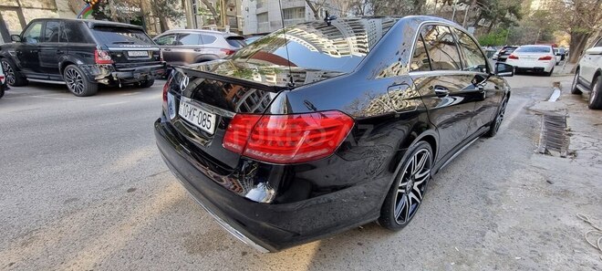 Mercedes E 220 d 2013, 242,000 km - 2.2 l - Bakı