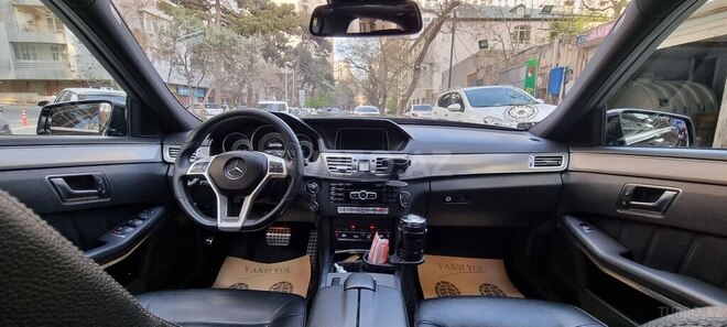 Mercedes E 220 d 2013, 242,000 km - 2.2 l - Bakı