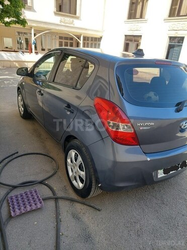 Hyundai  2010, 280,000 km - 1.4 l - Gəncə