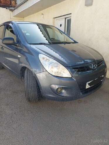 Hyundai  2010, 280,000 km - 1.4 l - Gəncə