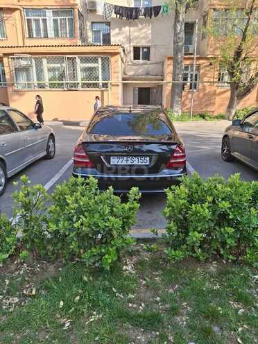 Mercedes E 320 2003, 300,000 km - 3.2 л - Bakı