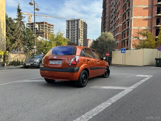 Kia Rio 2005, 330,000 km - 1.5 l - Bakı