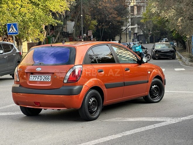 Kia Rio 2005, 330,000 km - 1.5 l - Bakı