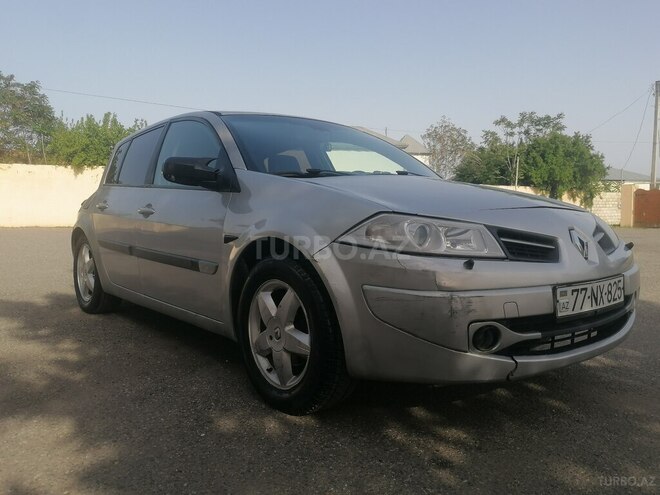 Renault Megane-7
