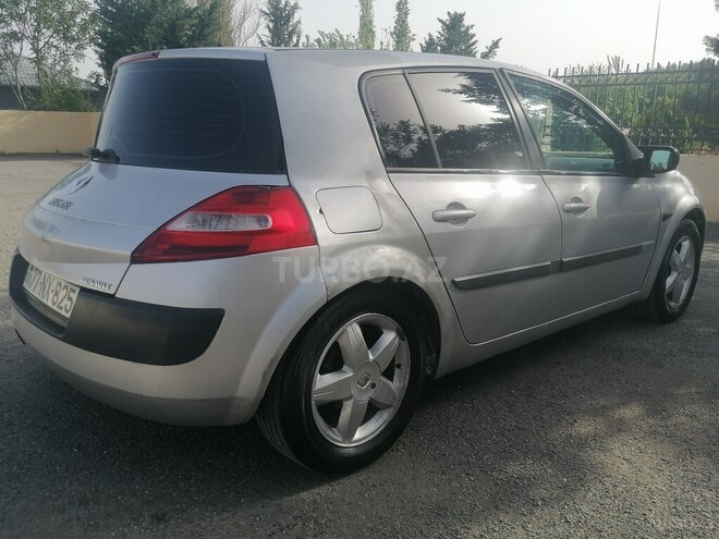 Renault Megane-9