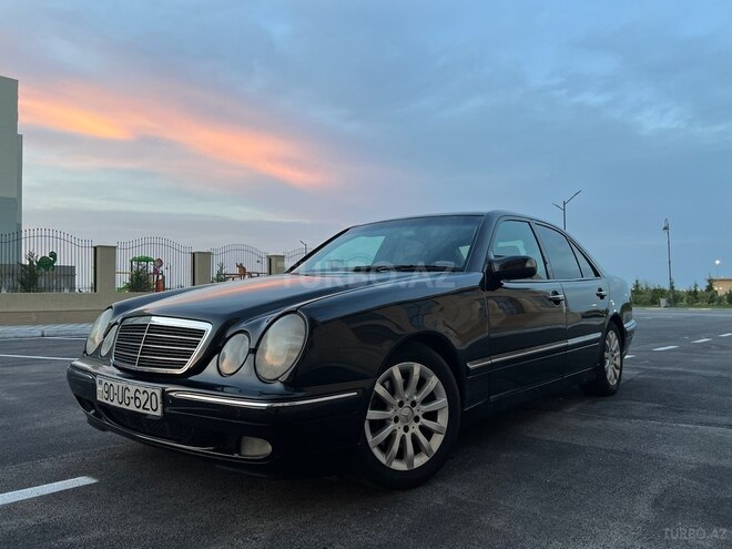 Mercedes E 280 1999, 387,000 km - 2.8 l - Bakı