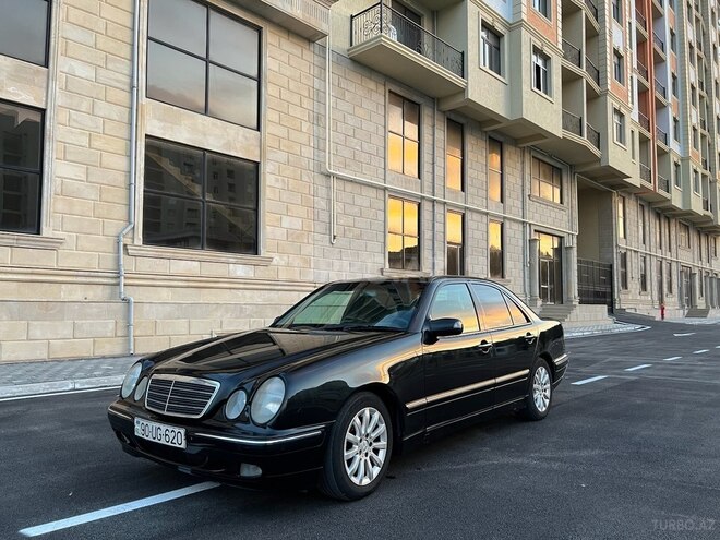 Mercedes E 280 1999, 387,000 km - 2.8 l - Bakı