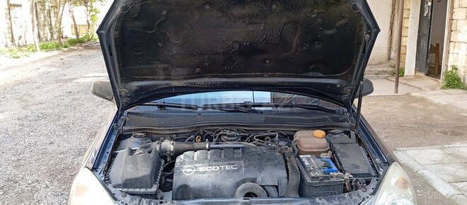 Opel Astra 2007, 318,000 km - 1.3 л - Bakı