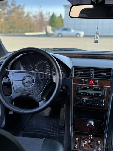 Mercedes C 200 1998, 340,000 km - 2.0 л - Göyçay