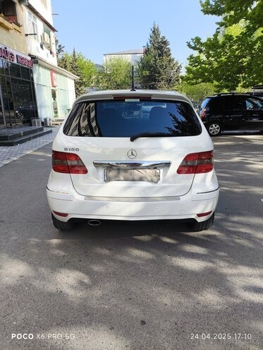 Mercedes B 180 2011, 78,000 km - 1.7 л - Bakı