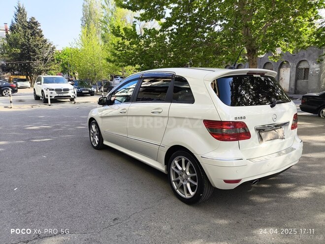 Mercedes B 180 2011, 78,000 km - 1.7 л - Bakı