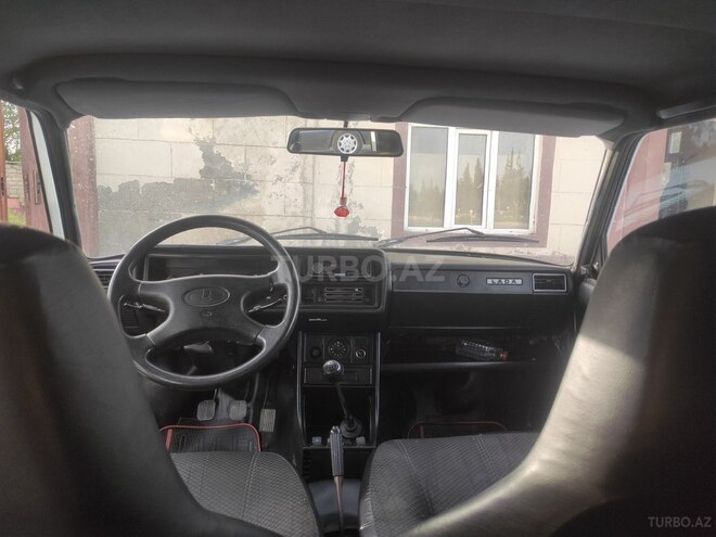 LADA (VAZ) 2107 2005, 95,000 km - 1.6 l - Salyan