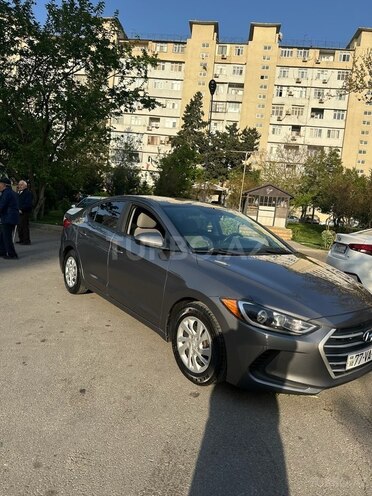 Hyundai Elantra 2018, 143,000 km - 2.0 l - Bakı