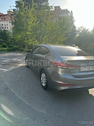 Hyundai Elantra 2018, 143,000 km - 2.0 l - Bakı