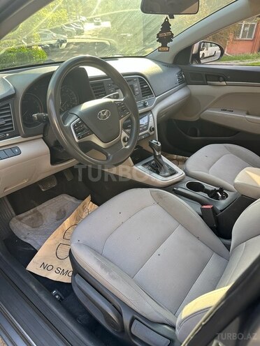 Hyundai Elantra 2018, 143,000 km - 2.0 l - Bakı