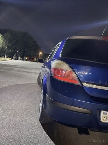 Opel Astra 2004, 390,000 km - 1.8 l - Sumqayıt
