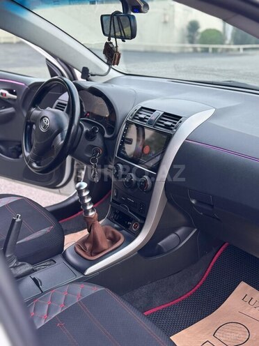 Toyota Corolla 2009, 300,000 km - 1.4 l - Bakı